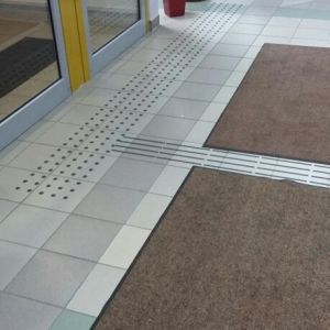 pasy na basenie w Kozieg�owach.jpg